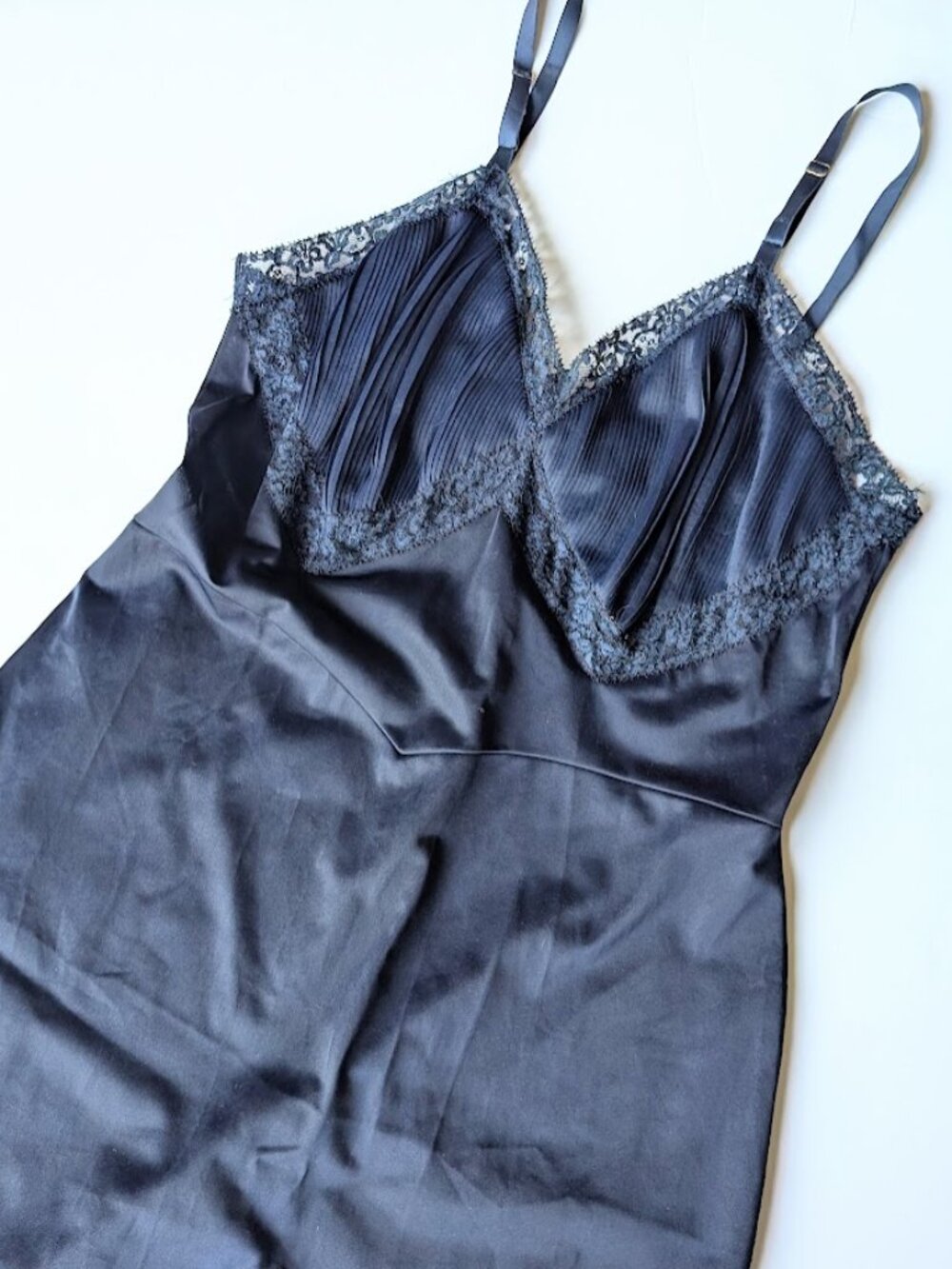 Vintage Vanity Fair Nylon Full Slip Floral Lace Chiffon Pleat Size:S